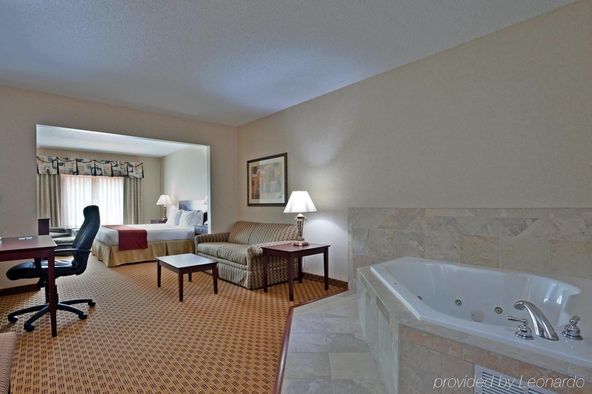 Express & By Ihg Harriman